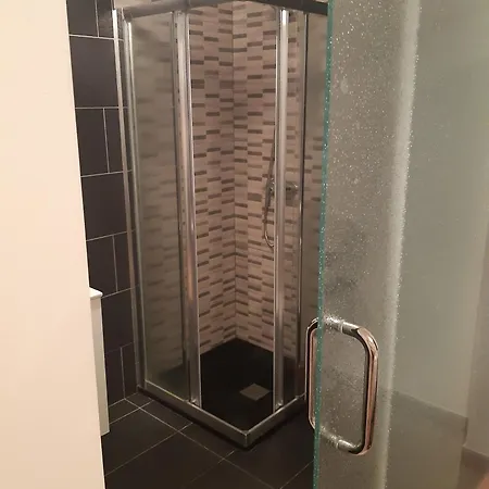 3 Bedrooms Heated Pool *