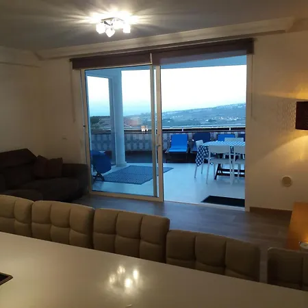 3 Bedrooms Heated Pool * Адехе