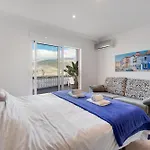 Апартаменти 3 Bedrooms Heated Pool Адехе