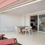3 Bedrooms Heated Pool *