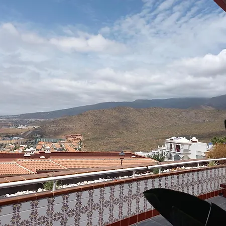 3 Bedrooms Heated Pool Διαμέρισμα *