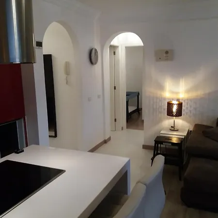 3 Bedrooms Heated Pool Lägenhet *