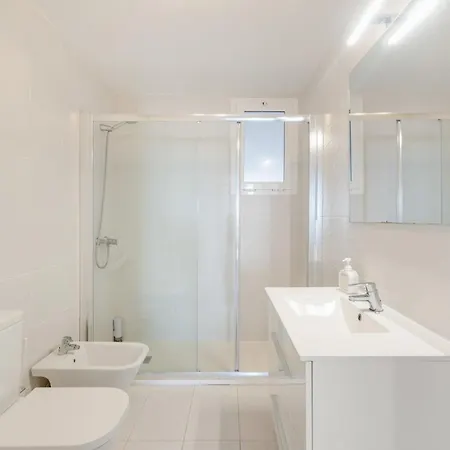 3 Bedrooms Heated Pool Apartamento