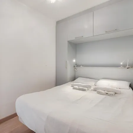 アパート 3 Bedrooms Heated Pool アデヘ